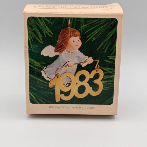 Hallmark Keepsake Angel Messenger 1983 Christmas Tree Ornament - Picture 7 of 9